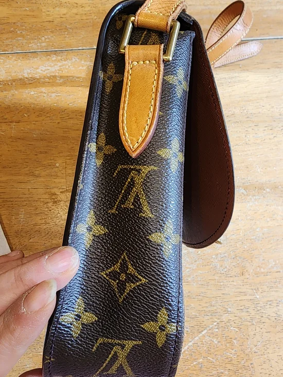 Auth Louis Vuitton Monogram Saint Cloud GM Shoulder Bag - Picture 7 of 16